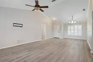 11118 3rd Ave E, Bradenton, FL 34212 - Photo 8