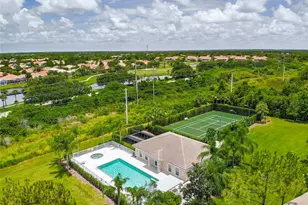 7033 Strand Cir, Bradenton, FL 34203 - Photo 42