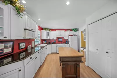 5032 Willow Leaf Way, Sarasota, FL 34241 - Photo 16