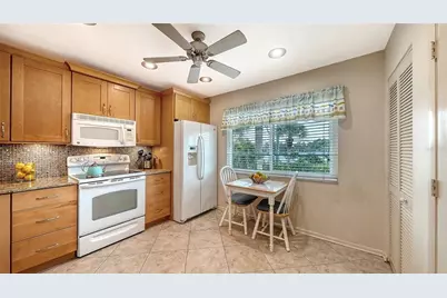 6204 Midnight Pass Road #205, Sarasota, FL 34242 - Photo 18