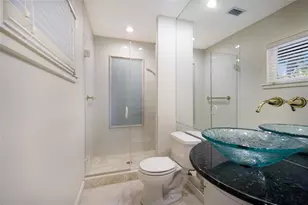 106 49th St, Holmes Beach, FL 34217 - Photo 26