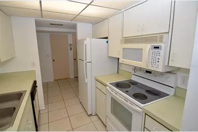 3560 Hispania Place #211, Sarasota, FL 34232 - Photo 2