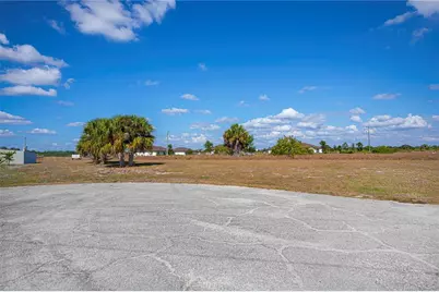 7004 Cameo Court, Labelle, FL 33935 - Photo 4