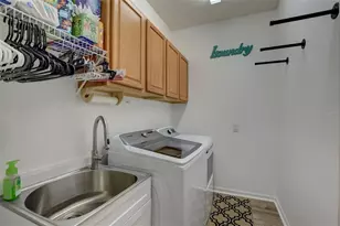 3914 Bridlecrest Ln, Bradenton, FL 34209 - Photo 8