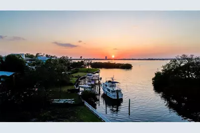 1521 Bay Point Drive, Sarasota, FL 34236 - Photo 2