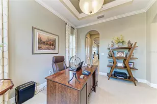 16544 Hillside Cir, Bradenton, FL 34202 - Photo 8