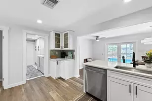 10011 46th Ave W, Bradenton, FL 34210 - Photo 12