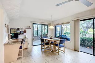 4683 Oak Hollow Dr, Sarasota, FL 34241 - Photo 10