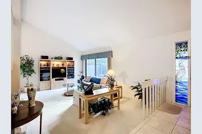 4683 Oak Hollow Drive #3, Sarasota, FL 34241 - Photo 8