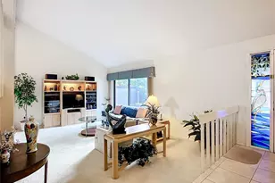 4683 Oak Hollow Dr, Sarasota, FL 34241 - Photo 8