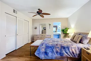 4683 Oak Hollow Dr, Sarasota, FL 34241 - Photo 18