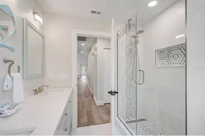 5708 Holmes Boulevard, Holmes Beach, FL 34217 - Photo 34