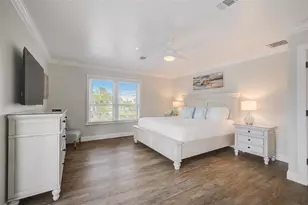 5708 Holmes Blvd, Holmes Beach, FL 34217 - Photo 18