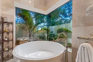 8687 Woodbriar Dr, Sarasota, FL 34238 - Photo 20