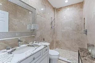 8687 Woodbriar Dr, Sarasota, FL 34238 - Photo 30