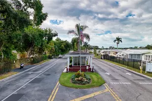 3222 Aspen Terrace, Sarasota, FL 34237 - Photo 30