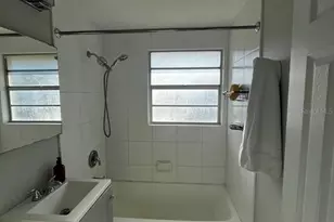 425 Palmetto Dr, Venice, FL 34293 - Photo 12