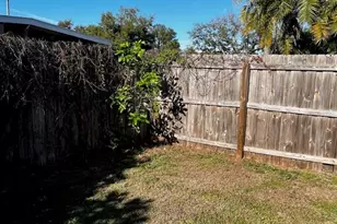 425 Palmetto Dr, Venice, FL 34293 - Photo 22