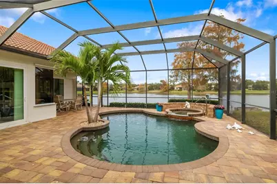 11528 Savannah Lakes Drive, Parrish, FL 34219 - Photo 12