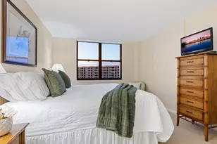 5790 Midnight Pass Rd, Sarasota, FL 34242 - Photo 26