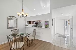 5354 Myrtle Wood, Sarasota, FL 34235 - Photo 8