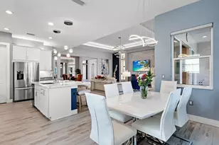 8262 Grande Shores Dr, Sarasota, FL 34240 - Photo 26