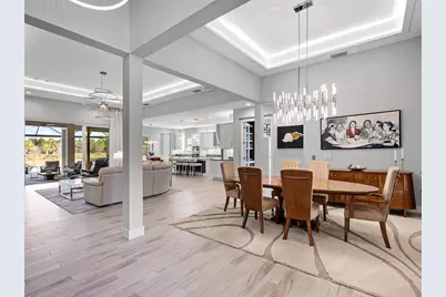 8262 Grande Shores Drive, Sarasota, FL 34240 - Photo 10