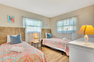 207 75th St, Bradenton Beach, FL 34217 - Photo 24