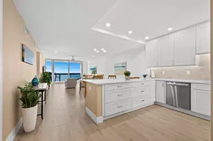 1135 Gulf of Mexico Dr, Longboat Key, FL 34228 - Photo 4