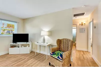 207 75th Street #E, Bradenton Beach, FL 34217 - Photo 16