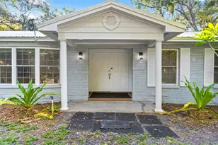 2802 Lyra Ln, Plant City, FL 33565 - Photo 4