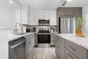 5260 Gulf of Mexico Dr, Longboat Key, FL 34228 - Photo 6