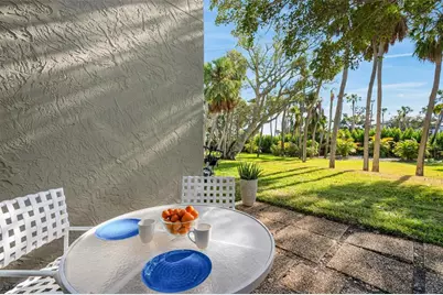 5260 Gulf Of Mexico Drive #403, Longboat Key, FL 34228 - Photo 20
