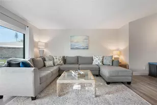 5260 Gulf of Mexico Dr, Longboat Key, FL 34228 - Photo 10