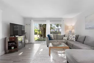 5260 Gulf of Mexico Dr, Longboat Key, FL 34228 - Photo 8