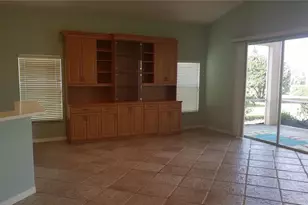 5271 Highbury Cir, Sarasota, FL 34238 - Photo 2