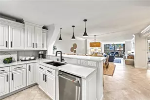 5880 Midnight Pass Rd, Sarasota, FL 34242 - Photo 6