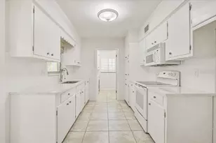 1958 Morris St, Sarasota, FL 34239 - Photo 18
