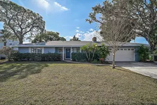 1958 Morris St, Sarasota, FL 34239 - Photo 2