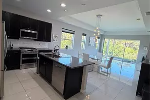 3105 Trustee Ave, Sarasota, FL 34243 - Photo 6