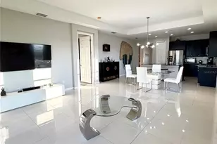 3105 Trustee Ave, Sarasota, FL 34243 - Photo 8