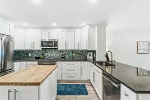 5880 Midnight Pass Rd, Sarasota, FL 34242 - Photo 16