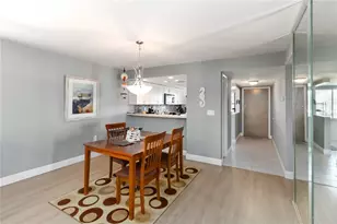 118 Lakeview Way, Oldsmar, FL 34677 - Photo 6