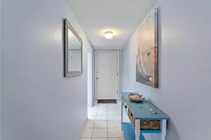 3404 Lake Bayshore Dr, Bradenton, FL 34205 - Photo 12