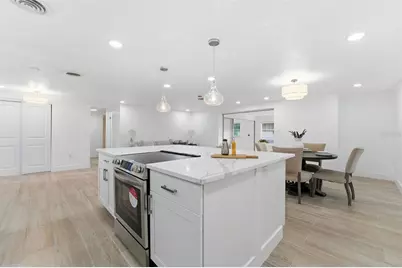 121 Sandhurst Drive, Venice, FL 34293 - Photo 4