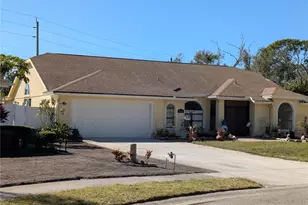 8432 Palm Lakes Ct, Sarasota, FL 34243 - Photo 1