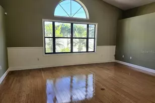 8432 Palm Lakes Ct, Sarasota, FL 34243 - Photo 4