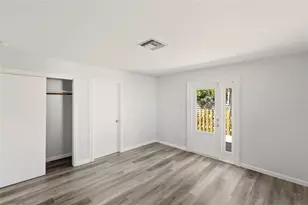 6226 Camphor Ave, Sarasota, FL 34231 - Photo 12