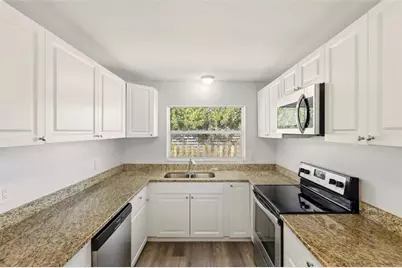 6226 Camphor Avenue, Sarasota, FL 34231 - Photo 10