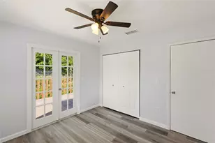 6226 Camphor Ave, Sarasota, FL 34231 - Photo 18